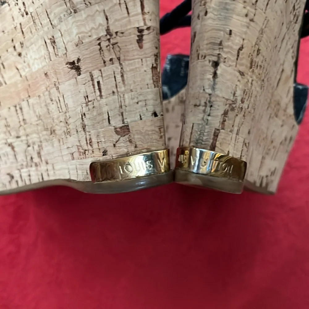 Louis Vuitton  Women’s Shoes - Picture 5 of 7